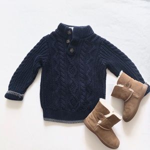 Gap knitted sweater